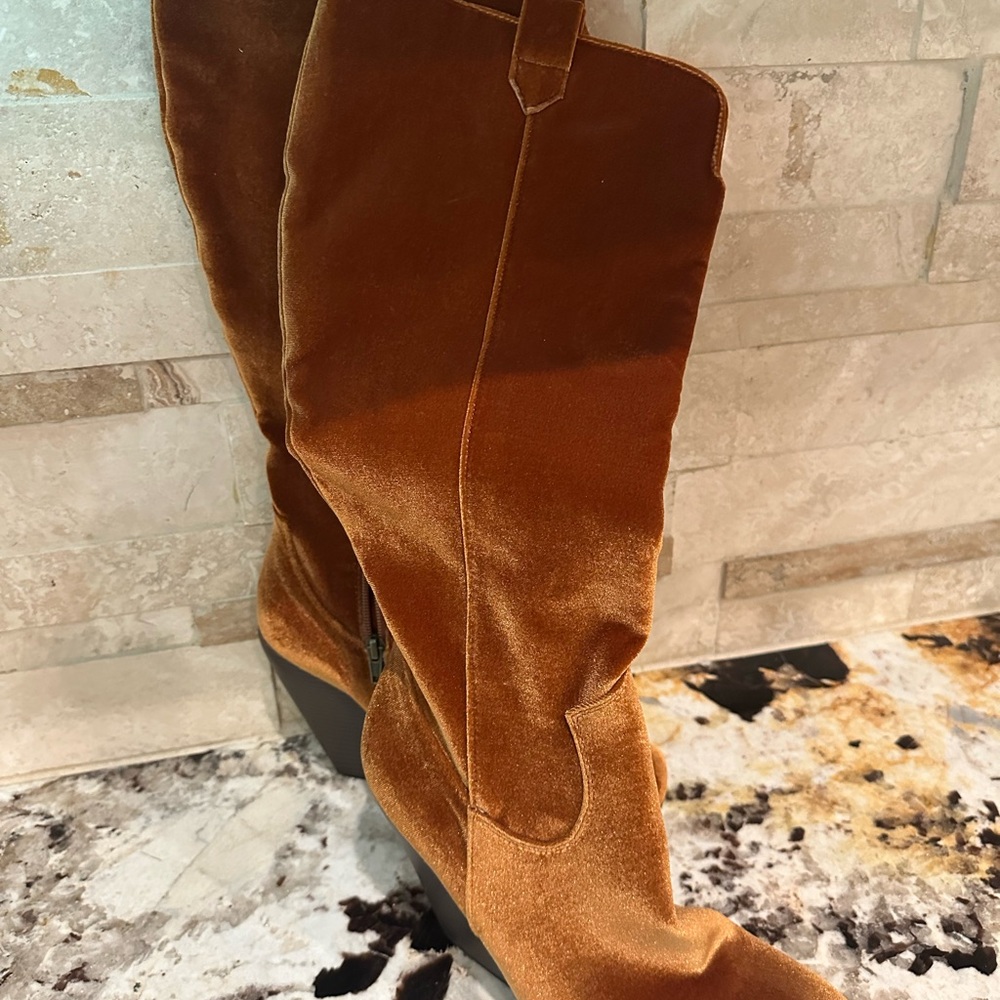 Elegant Brown Velvet Women's Boots